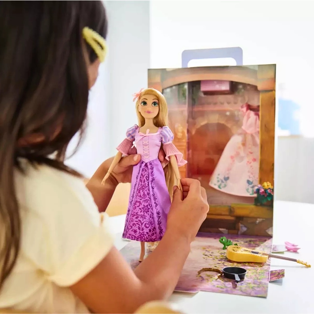 MUÑECA DISNEY STORE RAPUNZEL CON ROPA Y ACCESORIOS - 5