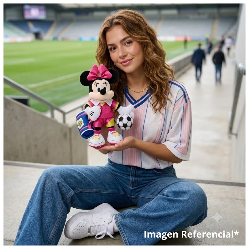 PELUCHE PATA DAISY MUNDIAL FUTBOL DISNEY STORE 20 CM - 5