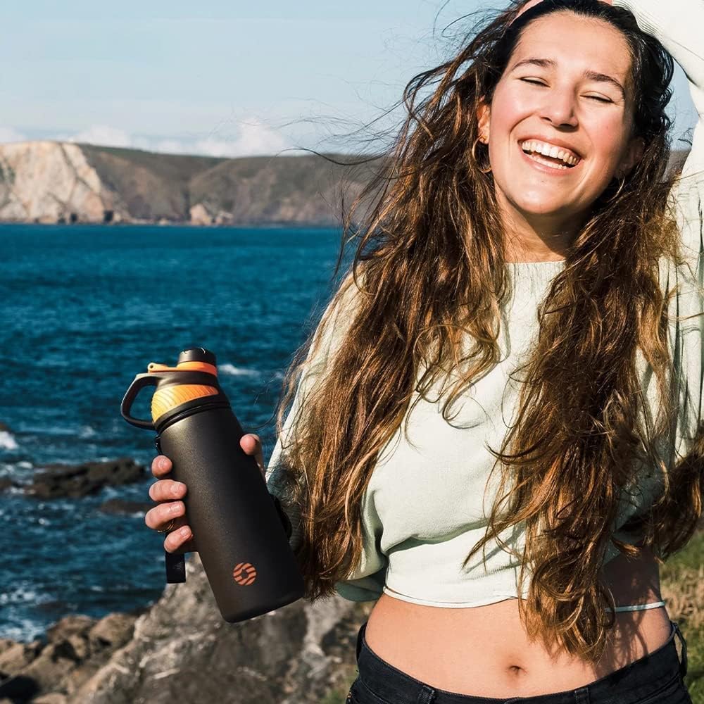 FJBOTTLE - BOTELLA DE AGUA DEPORTIVA CON AISLAMIENTO Y TAPA MAGNÉTICA 600ML NEGRO - 2