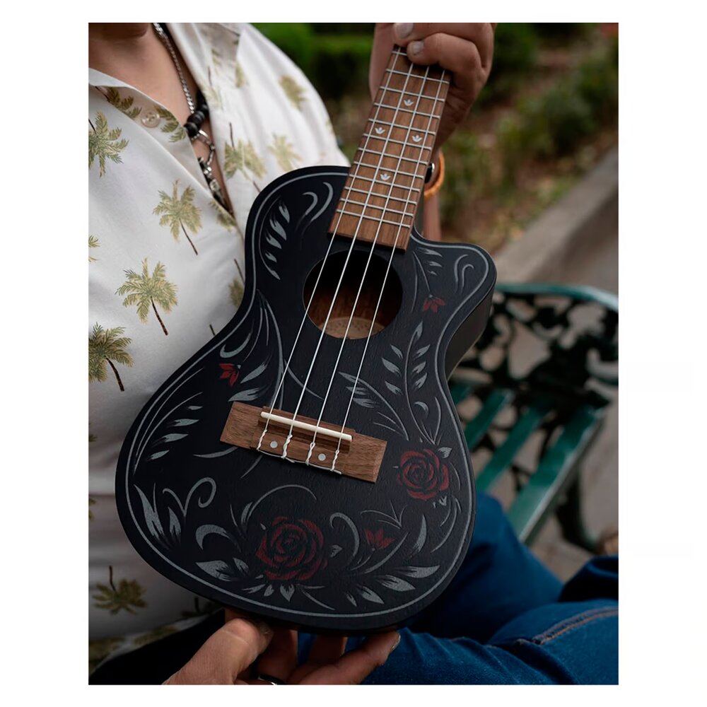 UKELELE CONCIERTO BLACK EDITION - FLOWER & ROLL - 6