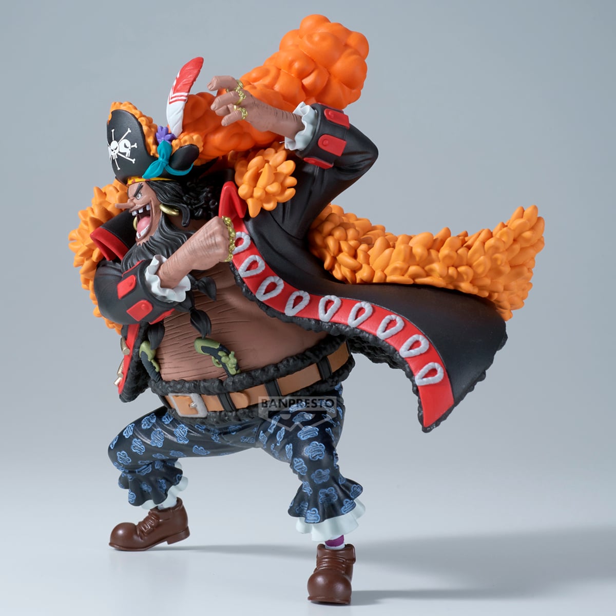 FIGURA COLECCIONABLE BANDAI DE ONE PIECE BATTLE RECORD MARSHALL D. TEACH - 2