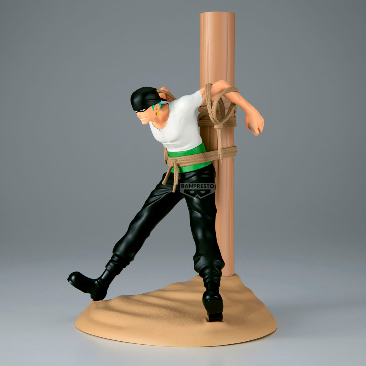 FIGURA BANDAI ONE PIECE FL PIRATE HUNTER ZORO - 4