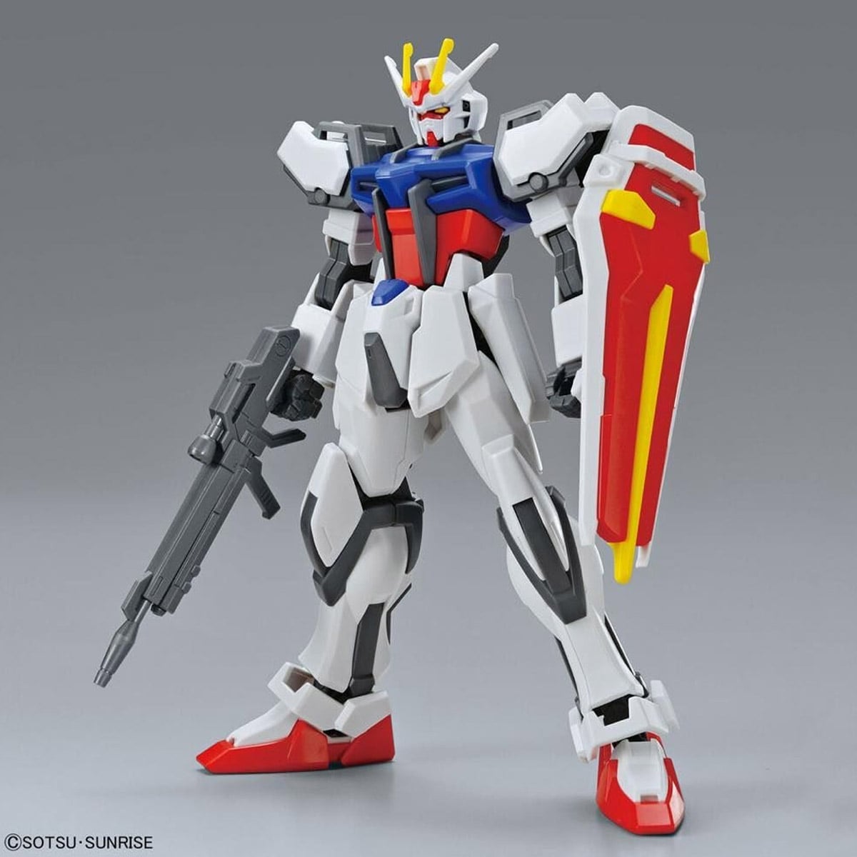 MAQUETAS MODELO BANDAI HOBBY 10 STRIKE GUNDAM EG 1/144 - 1