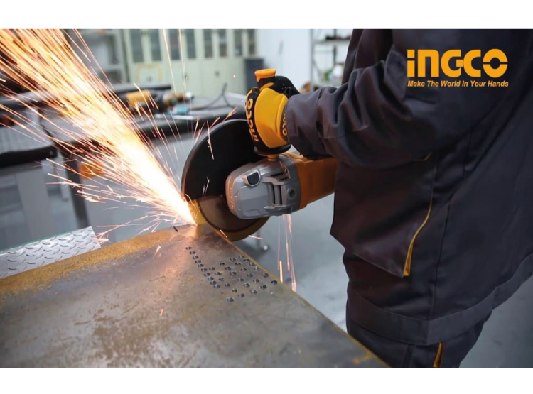 AMOLADORA ANGULAR INGCO 3000W 9' AG30008 - 3