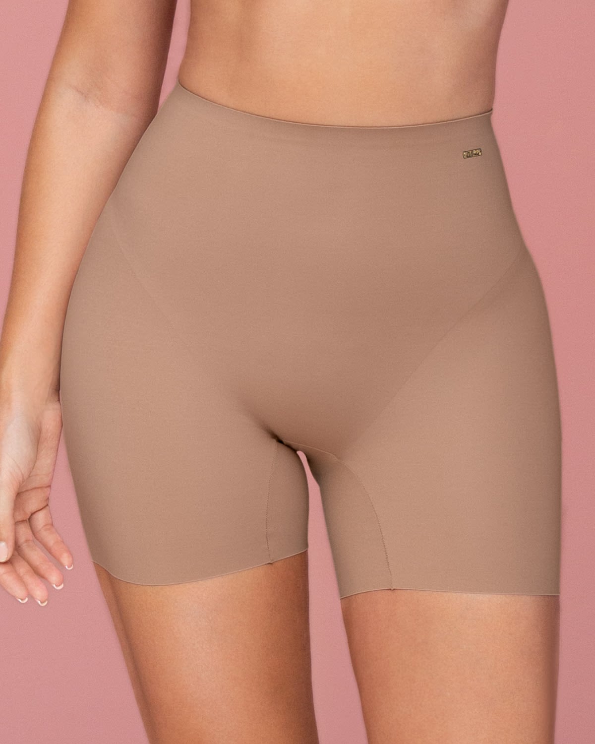 FAJA SHORT CON ALMOHADILLAS QUE AUMENTAN LOS GLÚTEOS - 2