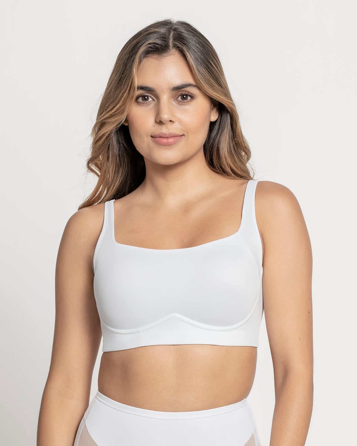BRASIER SIN ARCO ULTRACÓMODO ALTO SOPORTE EVERYDAY BRA - 1