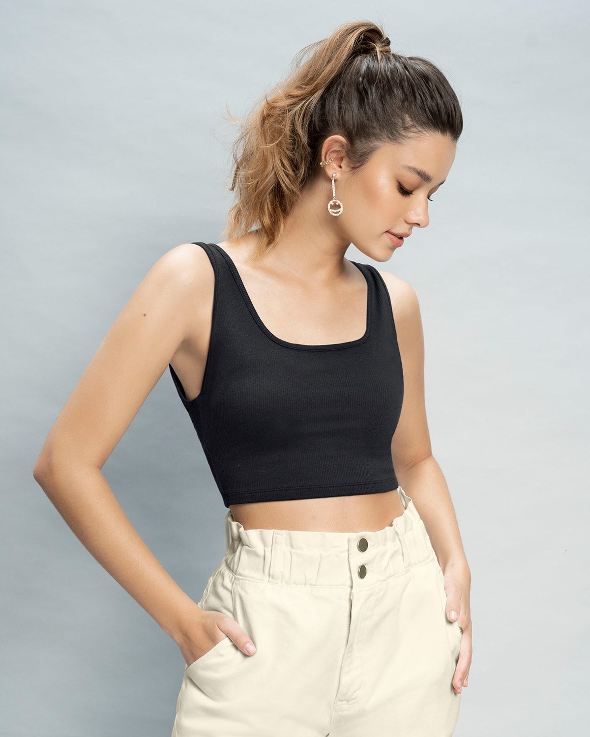 CAMISETA MANGA SISA CROP TOP EN TEJIDO ACANALADO - 1