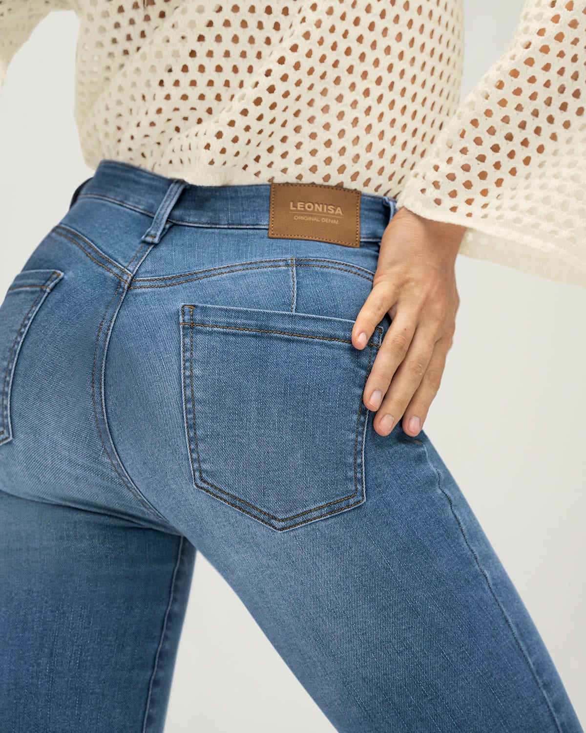 JEAN SKINNY LEVANTA COLA - 4