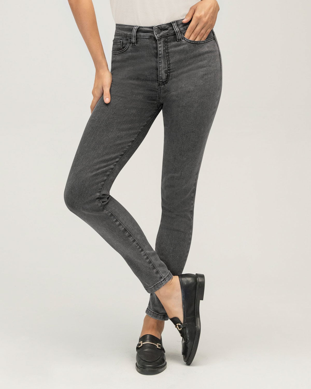 JEANS SKINNY ESENCIALES PARA MUJER - 1