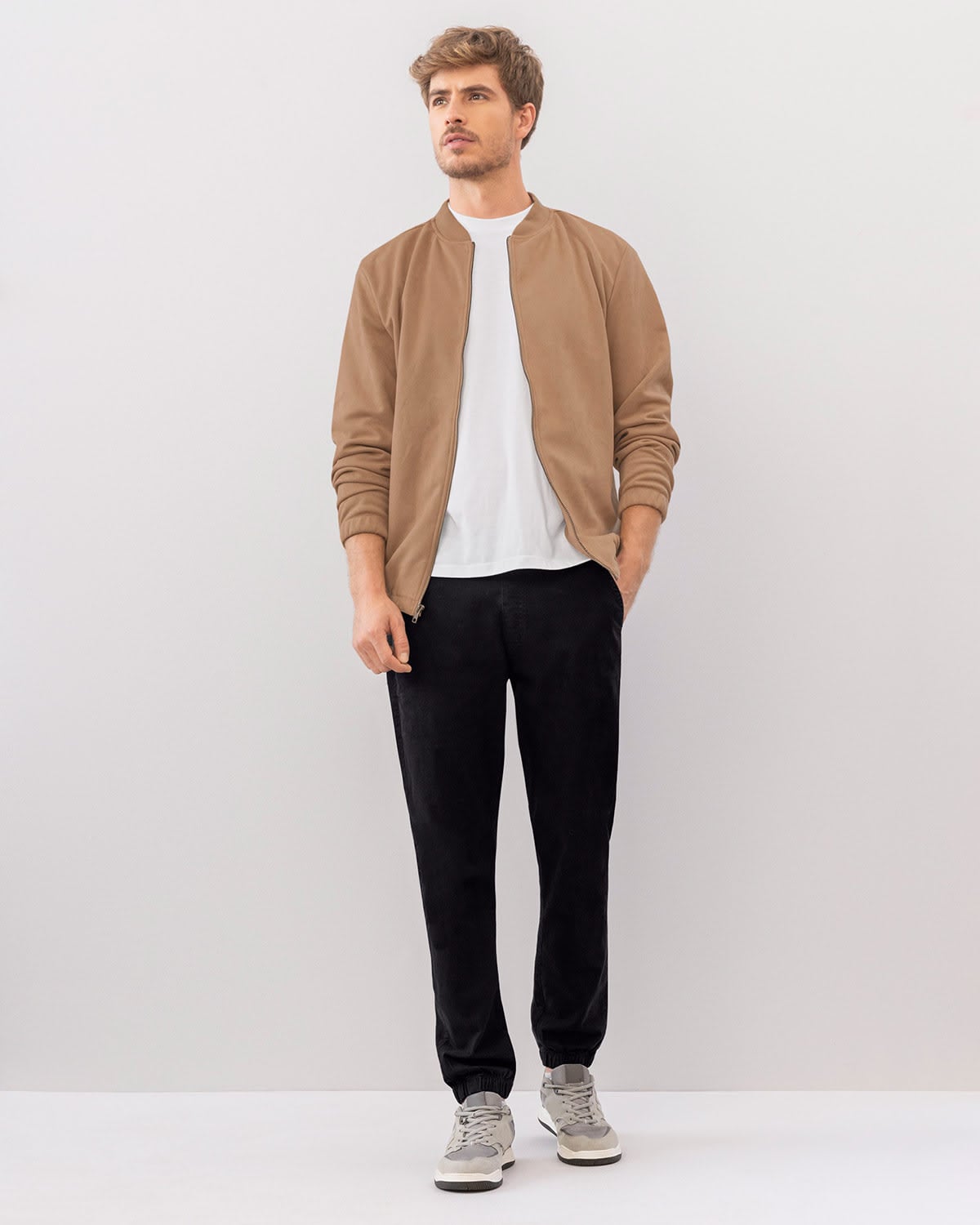 JOGGER EN DRILL PARA HOMBRE - 4