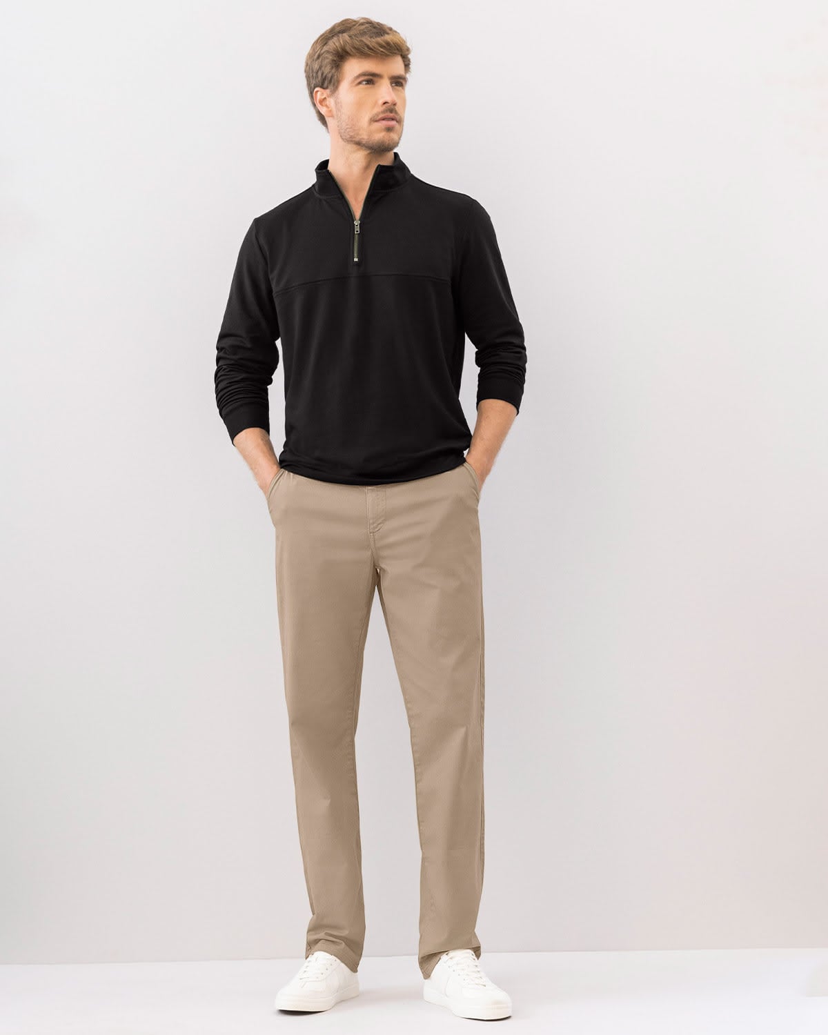PANTALÓN BOTA RECTA EN DRILL DE TACTO SUAVE STRETCH - 4