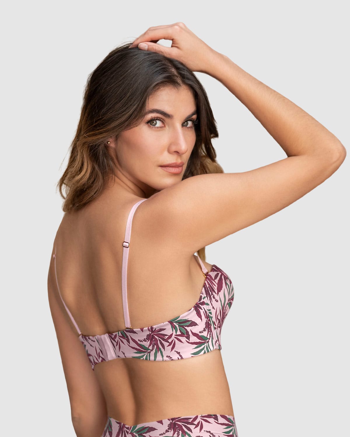 BRASIER STRAPLESS ANTIGRAVEDAD DE REALCE ALTO SIN ARCO - 3