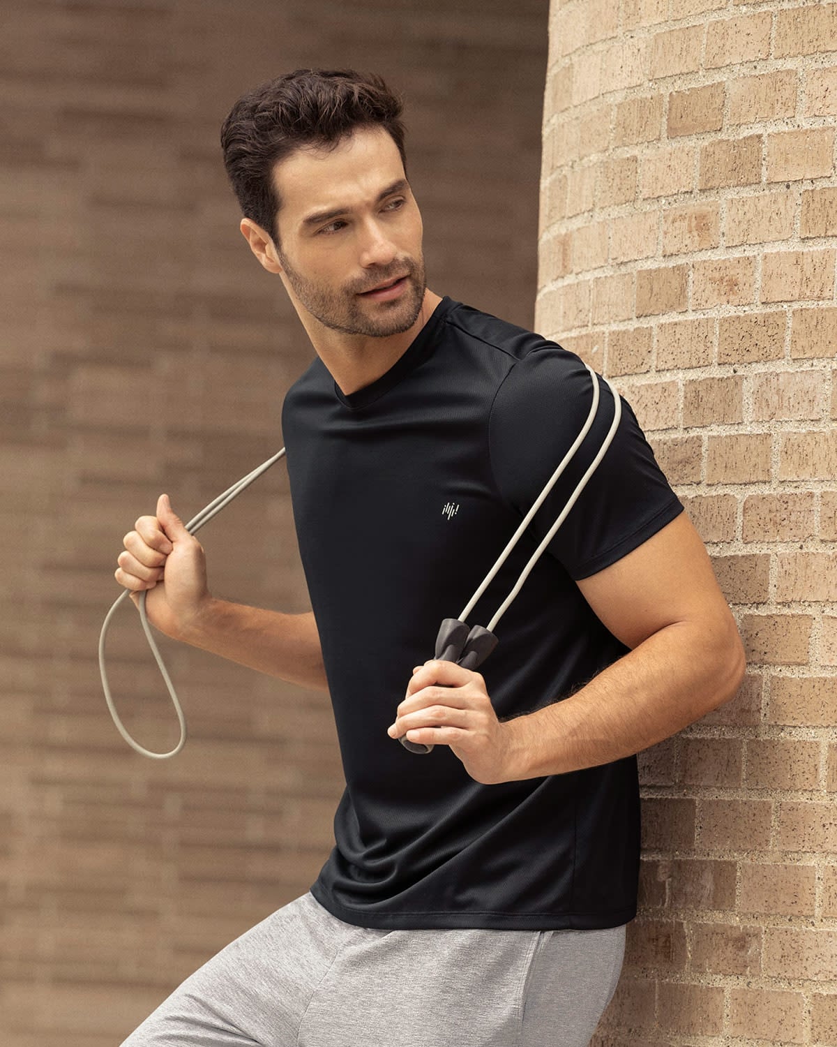 POLO DEPORTIVA MASCULINA SEMIAJUSTADA DE SECADO RÁPIDO - 4