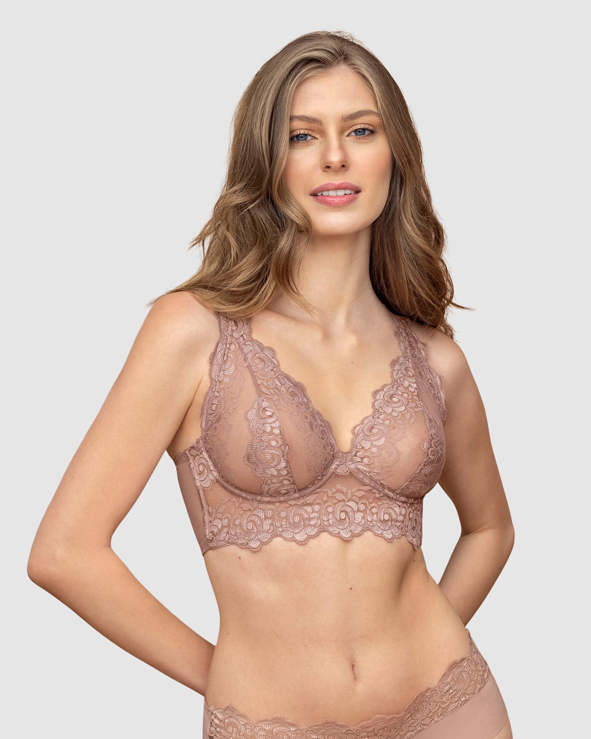 BRASIER TRIANGULAR DE ENCAJE Y TRANSPARENCIAS - 1