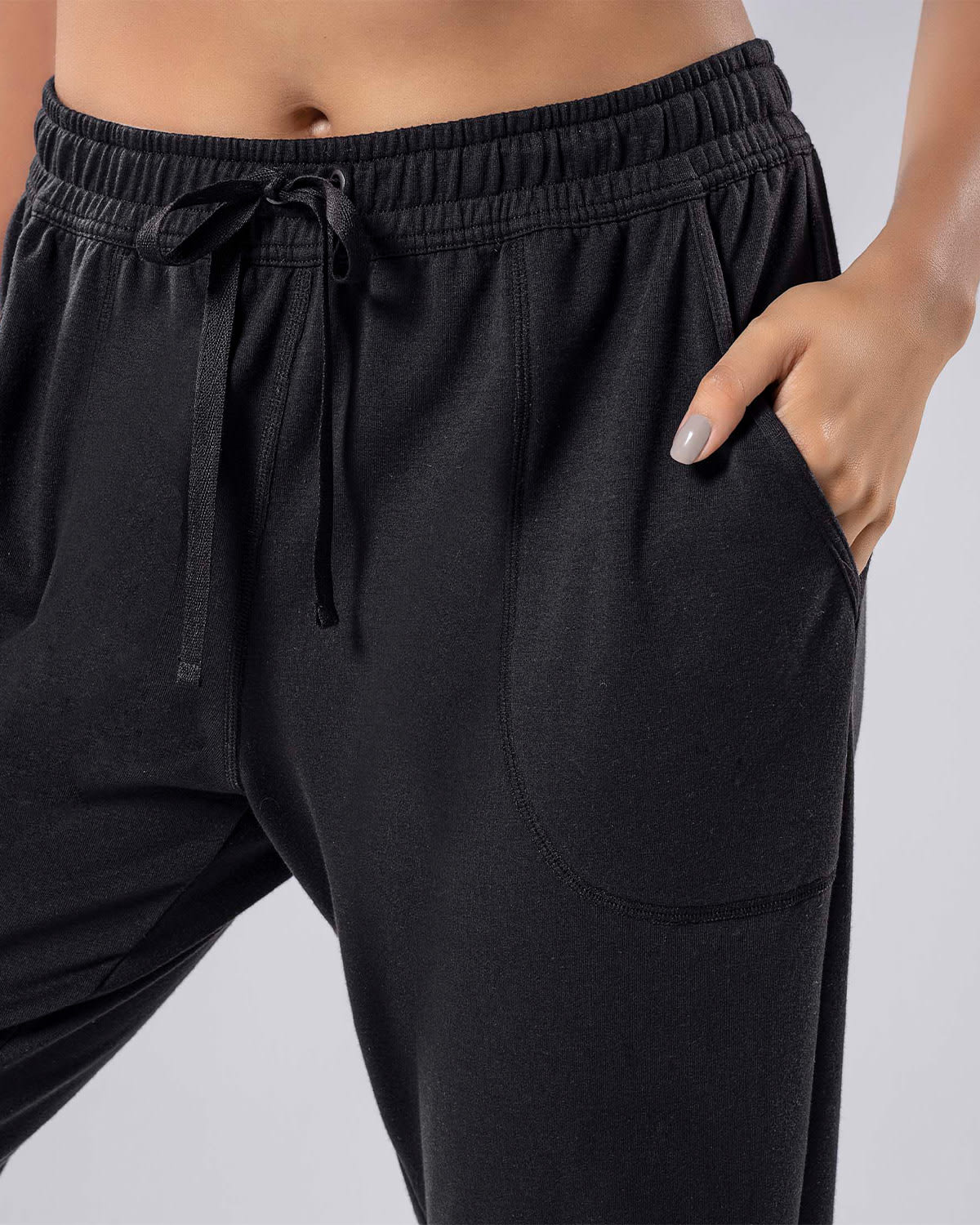 JOGGER DEPORTIVO DE SILUETA AMPLIA CON BOLSILLOS - 4