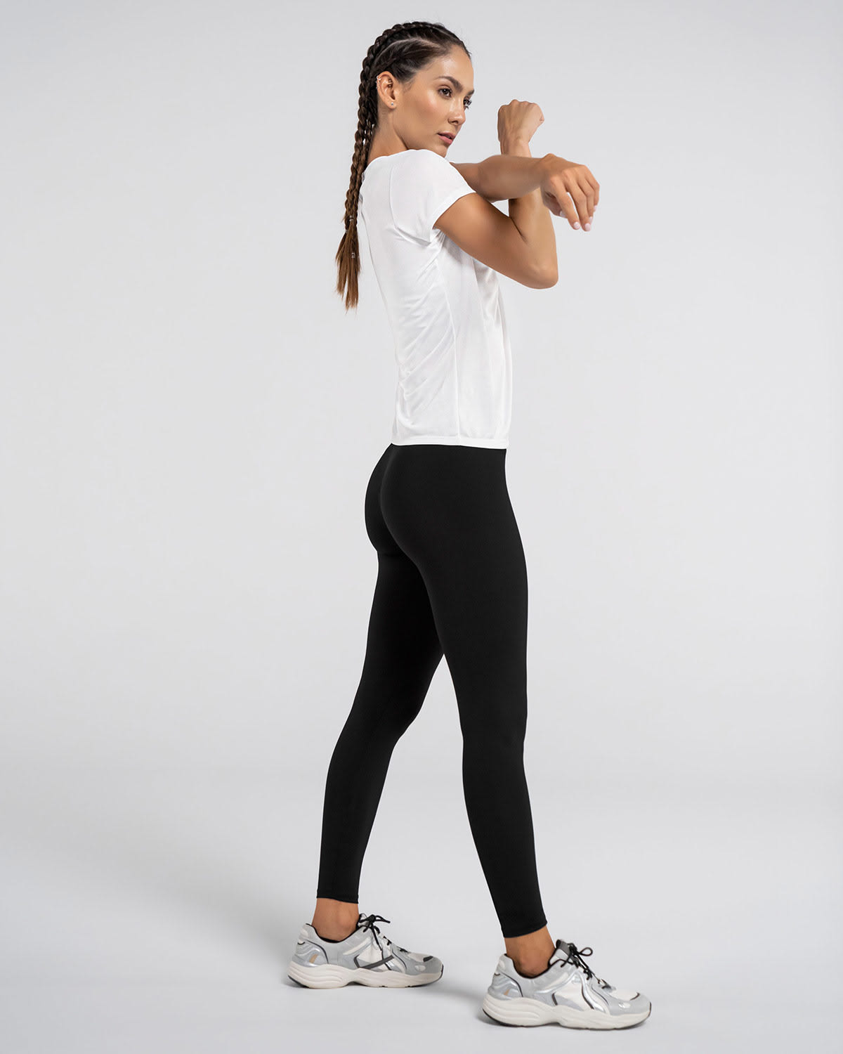 CAMISETA DEPORTIVA DE SECADO RÁPIDO Y SILUETA SEMIAJUSTADA - 3