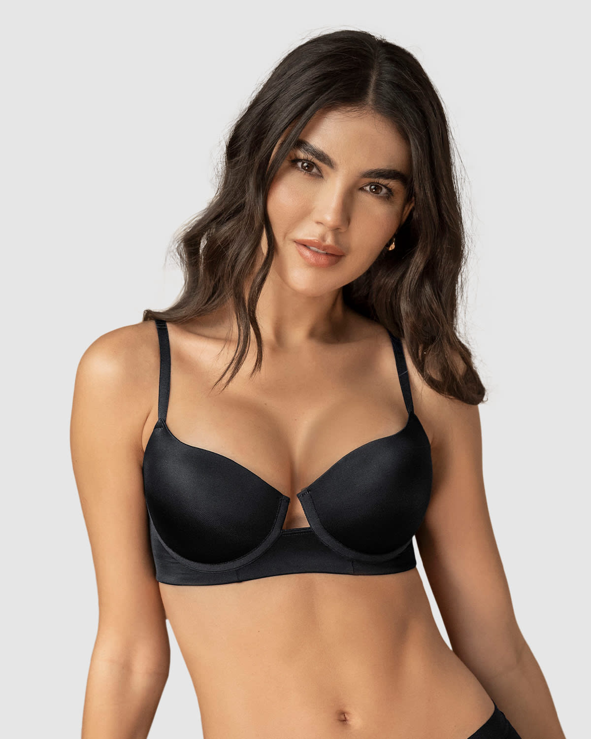 BRASIER DE REALCE ALTO CON ESCOTE PROFUNDO - 5