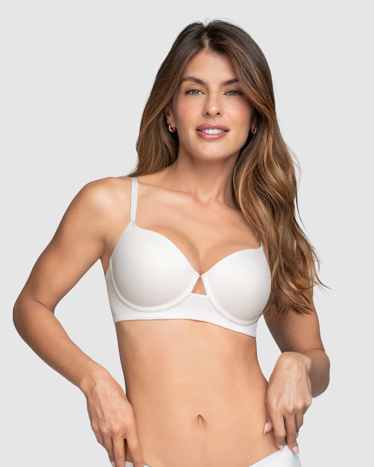 BRASIER DE REALCE ALTO CON ESCOTE PROFUNDO - 5