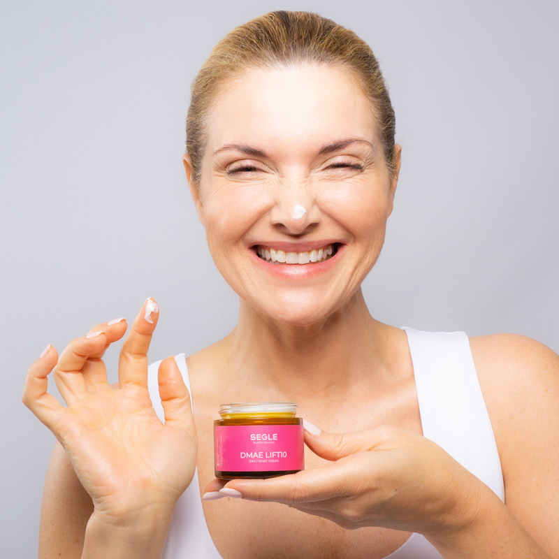 SEGLE DMAE LIFT 10 CREMA 50 ML - 4