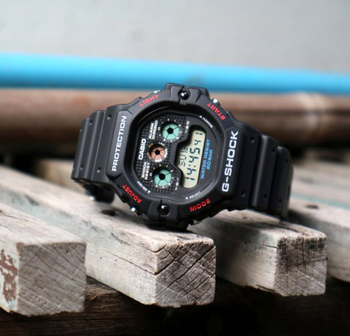 RELOJ CASIO G-SHOCK DW-5900-1 DE HOMBRE ACUÁTICO - 7