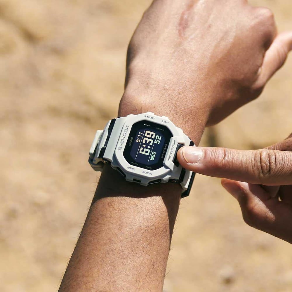 RELOJ PARA HOMBRE CASIO G-SHOCK GBD-200UU-9 BLUETOOTH - 6