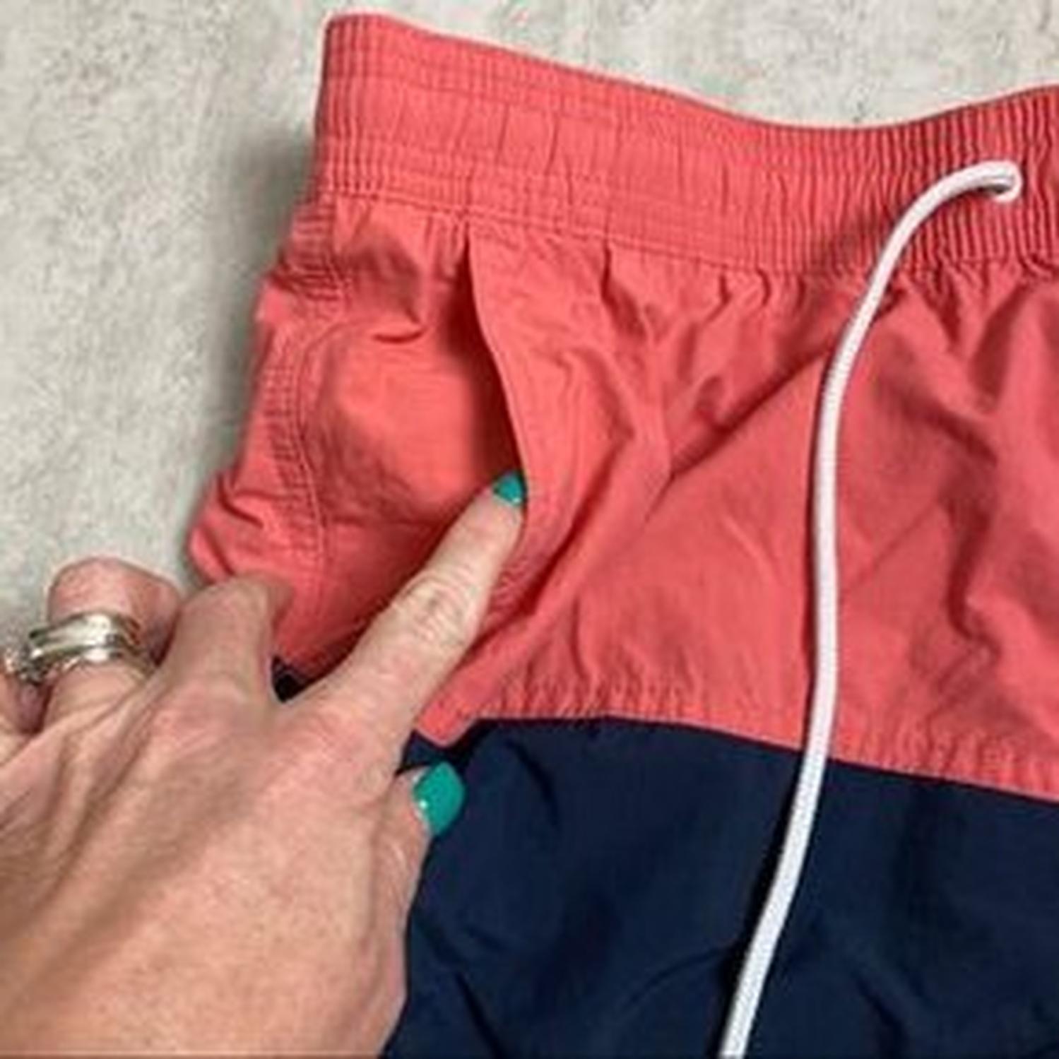 POLERA CON CAPUCHA TOMMY HILFIGER SPORT ROSA - 3