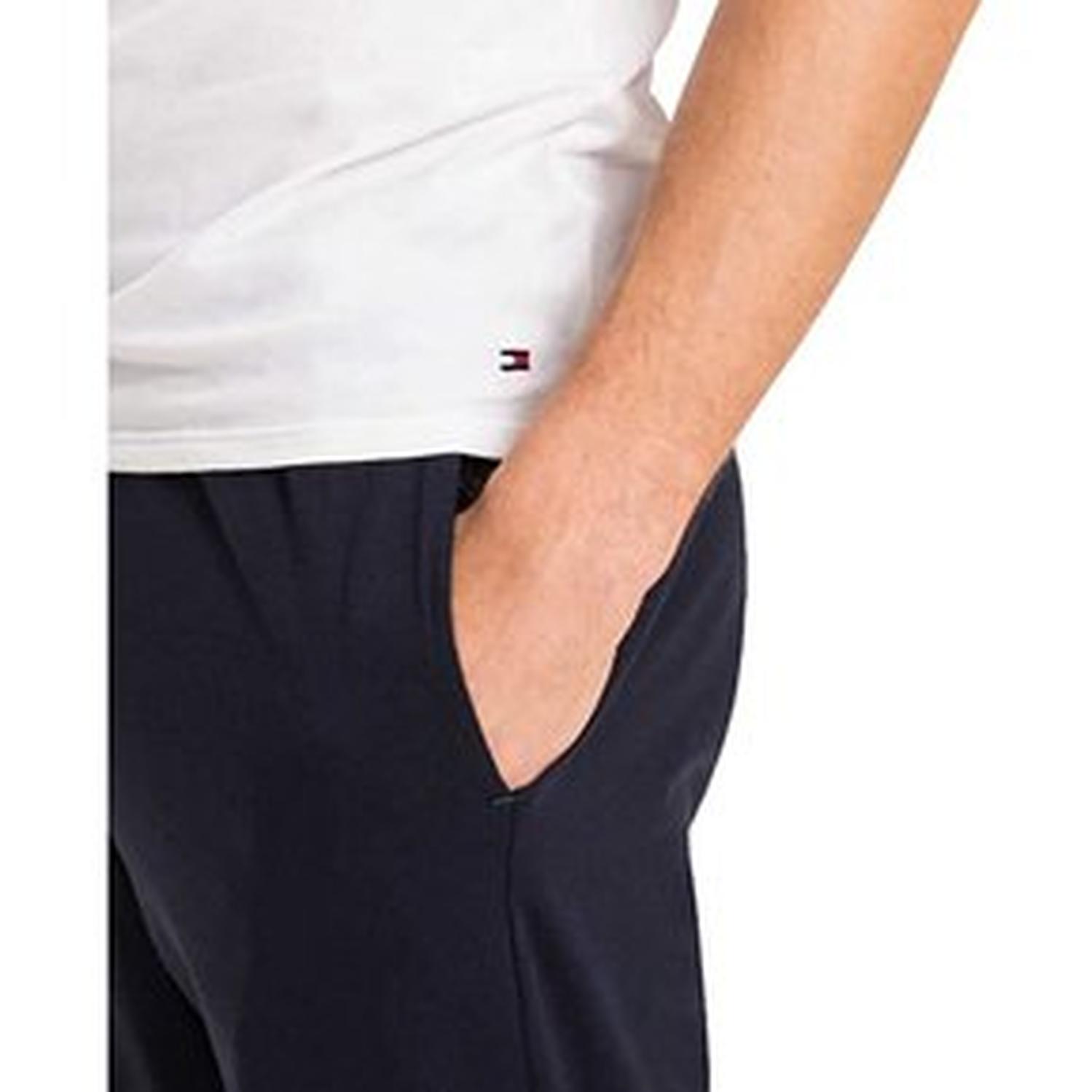 PACKX3 POLOS INTERIORES SLIM FIT TOMMY HILFIGER CUELLO REDONDO PARA HOMBRE - BLANCO - 3