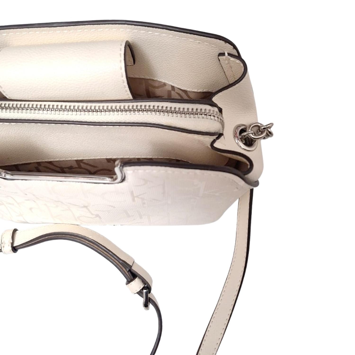 CARTERA O CROSSBODY CALVIN KLEIN FINLEY BLANCO - 3