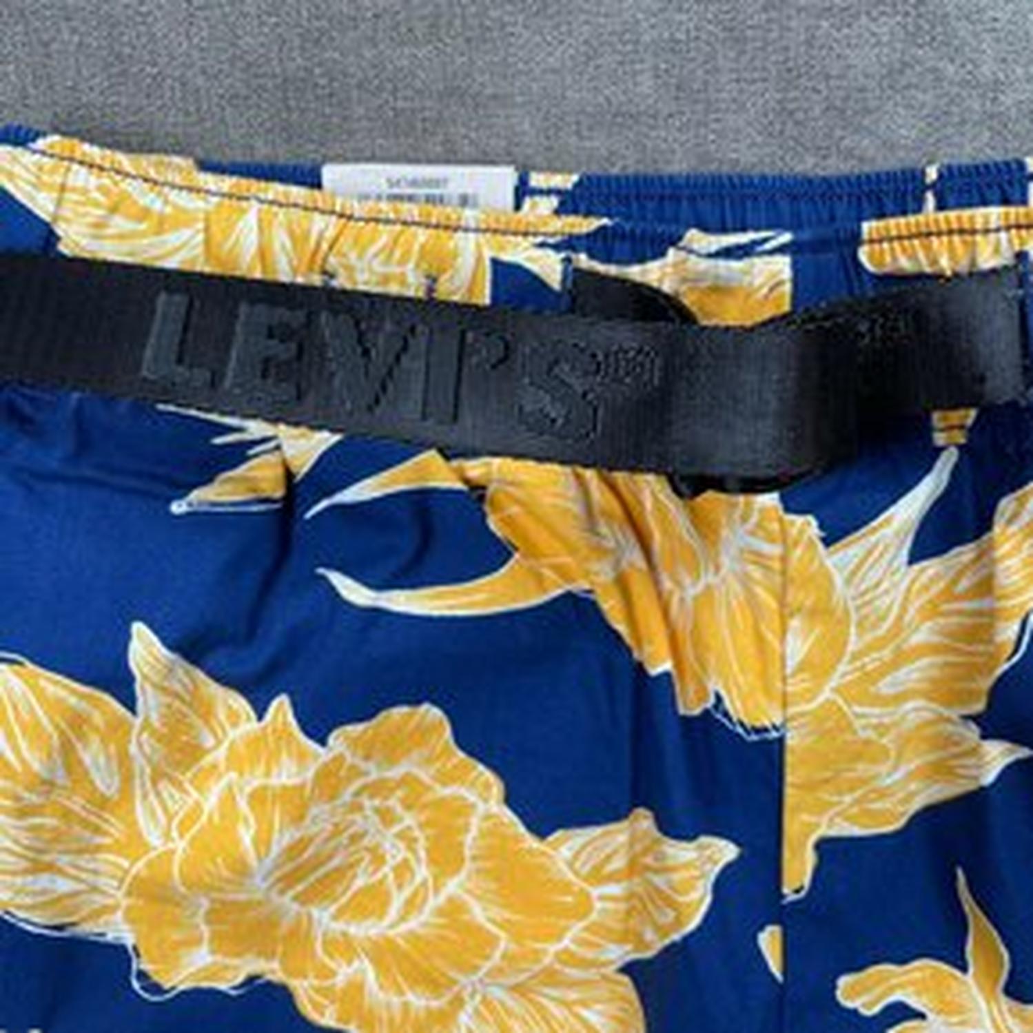 PANTALÓN CORTO O SHORT LEVIS UTILITY - AZUL - 5