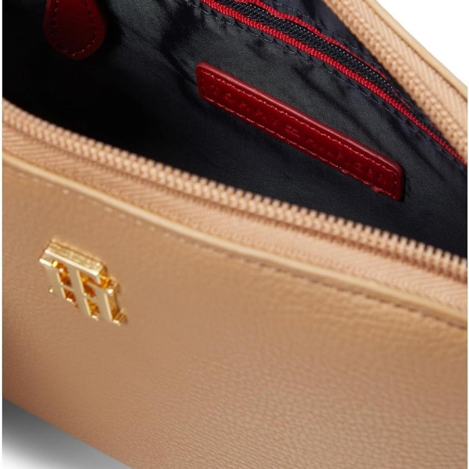CARTERA CROSSBODY TOMMY HILFIGER KIARA II DOME - BEIGE - 2