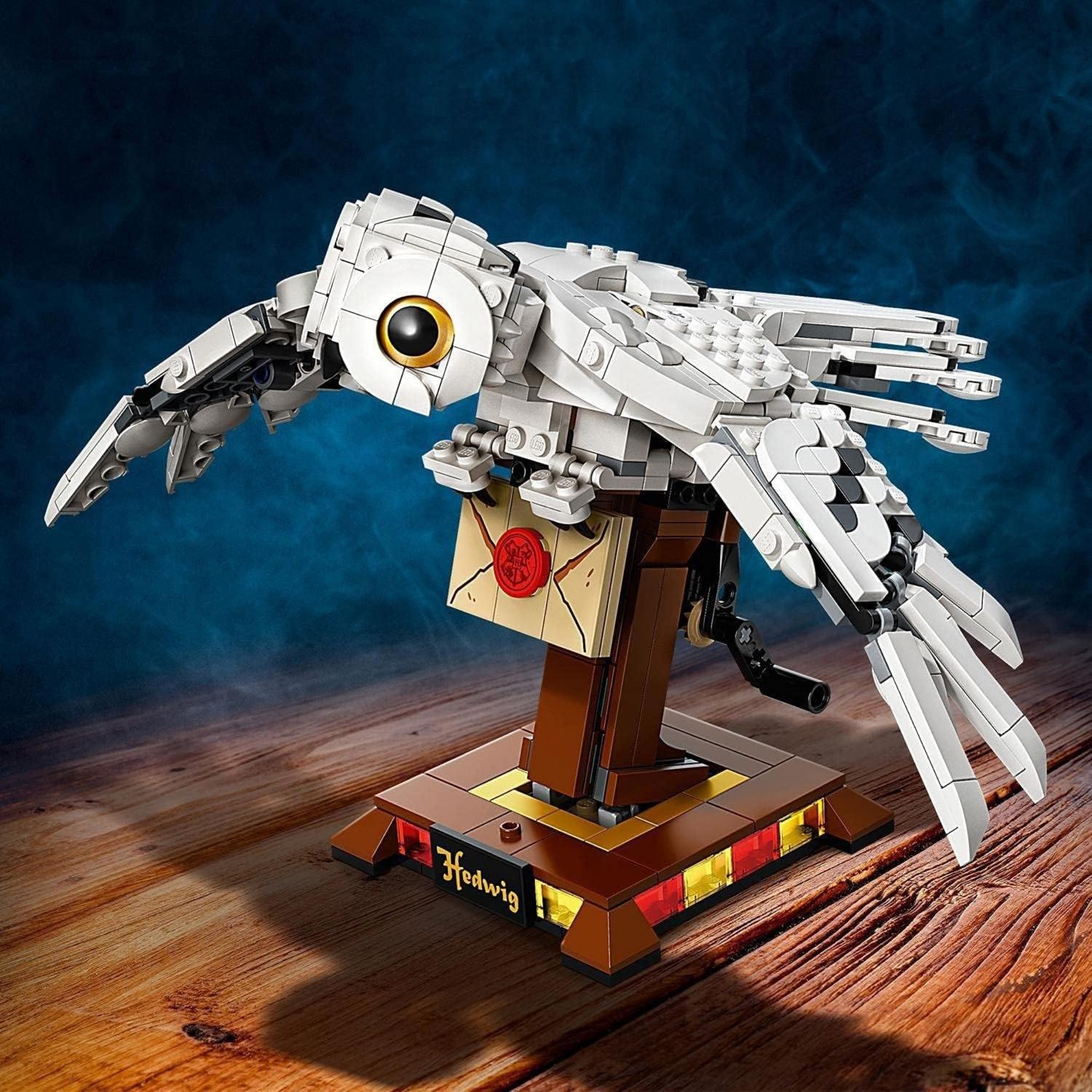 LEGO HARRY POTTER HEDWIG - BUHO CON ALAS MOVILES - 2