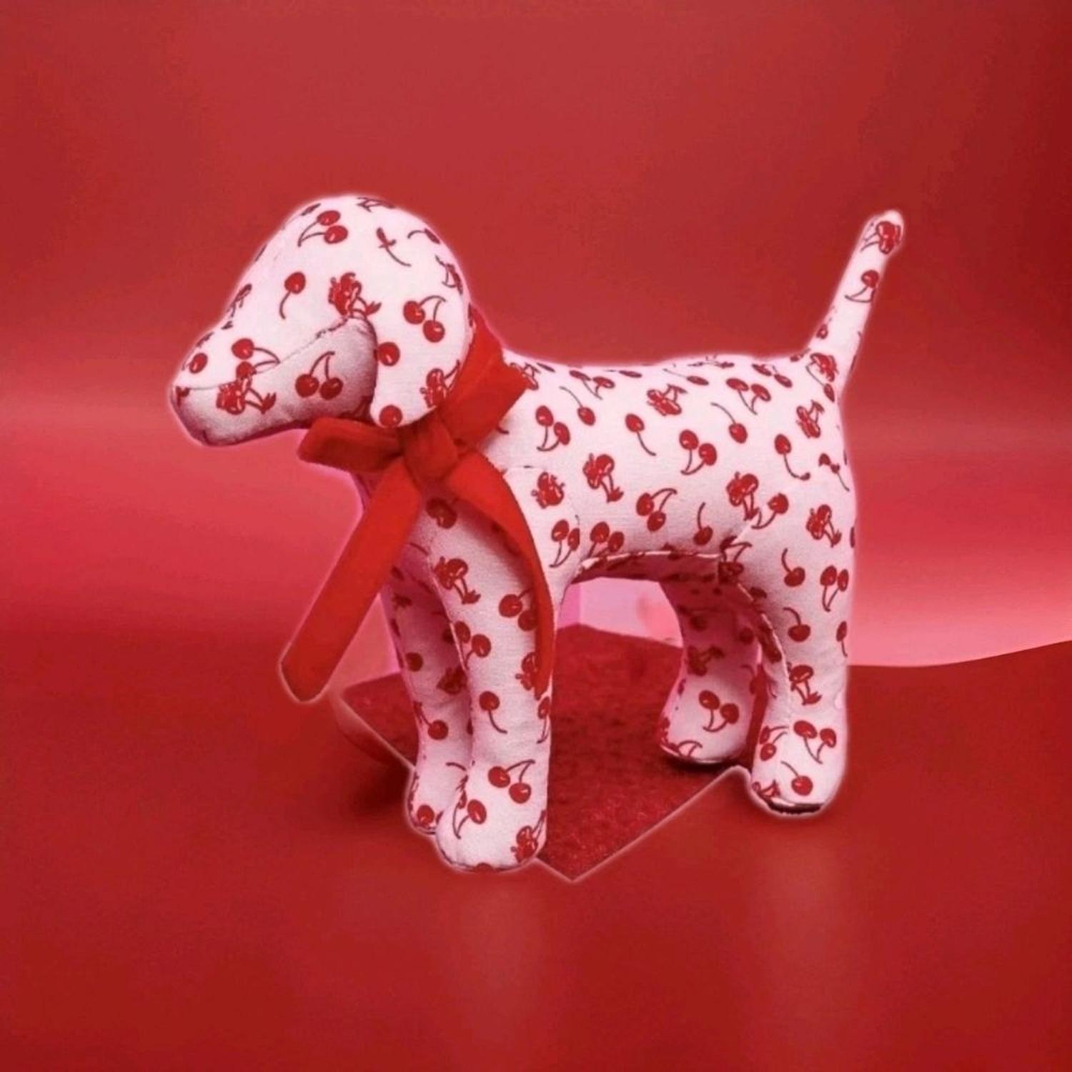 MINI PERRO DE PELUCHE VICTORIA'S SECRET PINK GALENTINE - 3