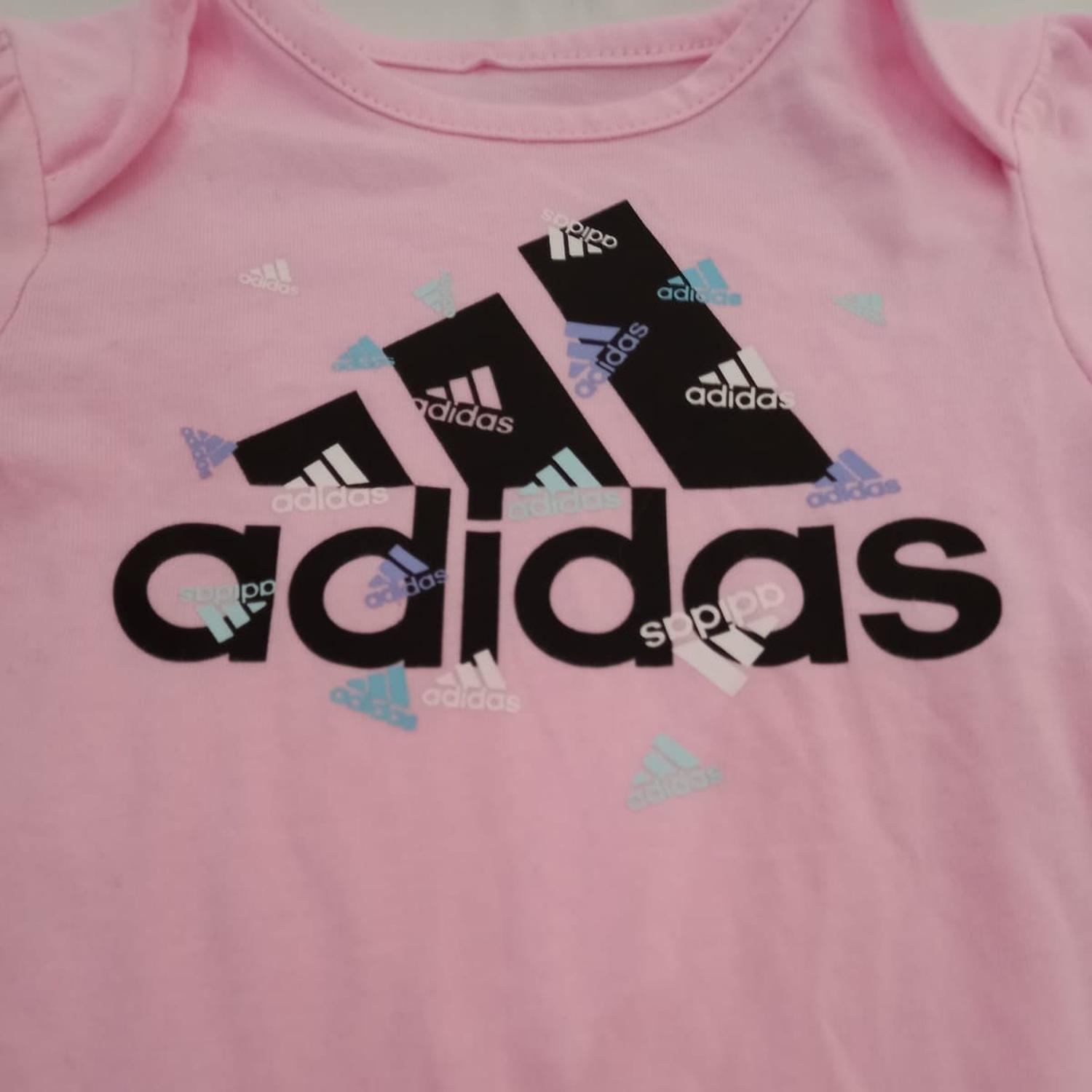 PACK 2 BEBECRECE BODYS ADIDAS - ROSADO/NEGRO TAMAÑO 3 A 6 MESES - 4
