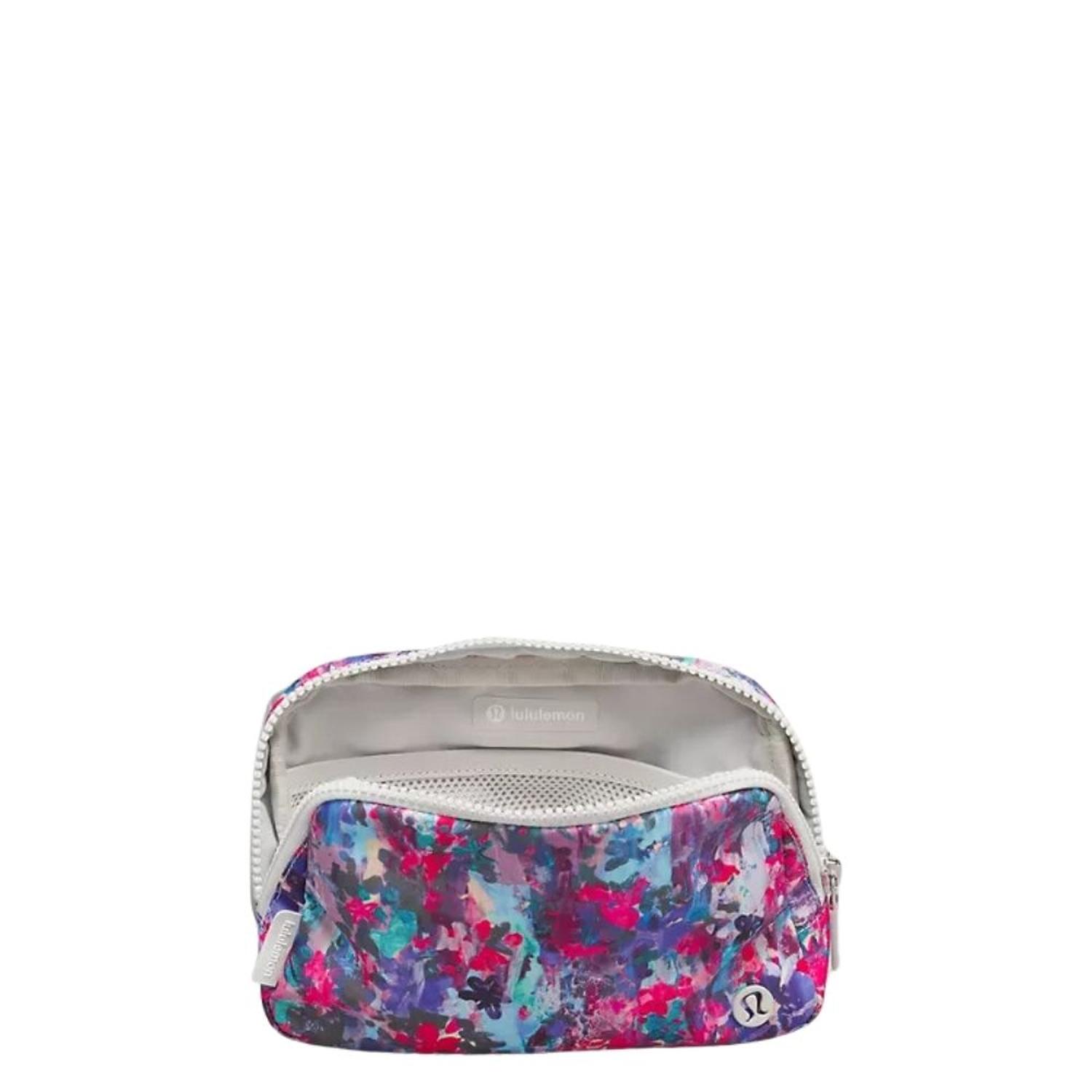CANGURO CROSSBODY LULULEMON EVERYWHERE BELT BAG - FLORAL TAMAÑO TALLA ÚNICA - 4