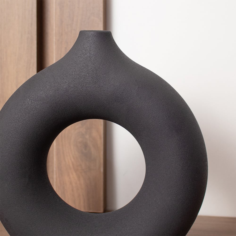 FLORERO PANADECOR CIRCULAR NEGRO 19CM PORCELANA - 1