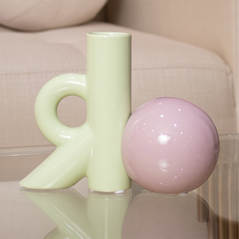 FLORERO PANADECOR MODERNO VERDE CON ESFERA ROSA 17CM PORCELANA - 2