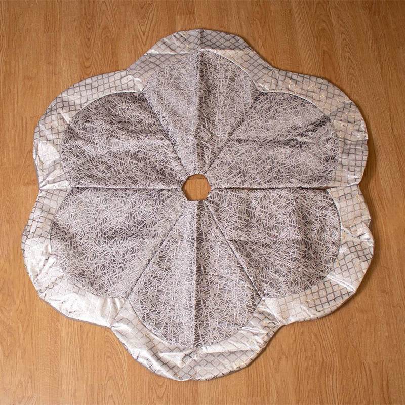 FALDA DE ÁRBOL NAVIDEÑO PANADECOR PLATEADA EN POLIÉSTER 116CM - 1
