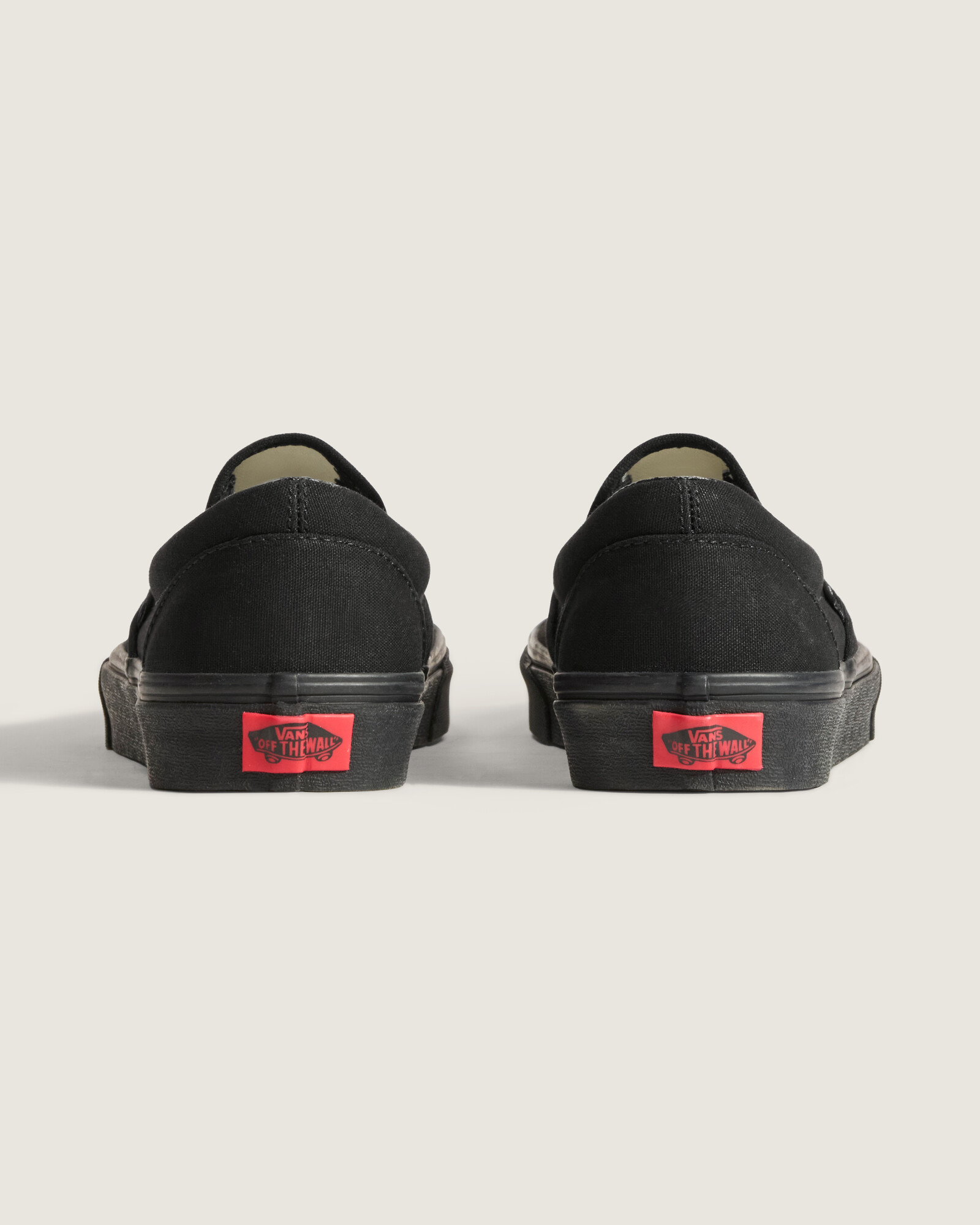 ZAPATILLAS VANS HOMBRE CLASSIC SLIP-ON NEGRO - 4