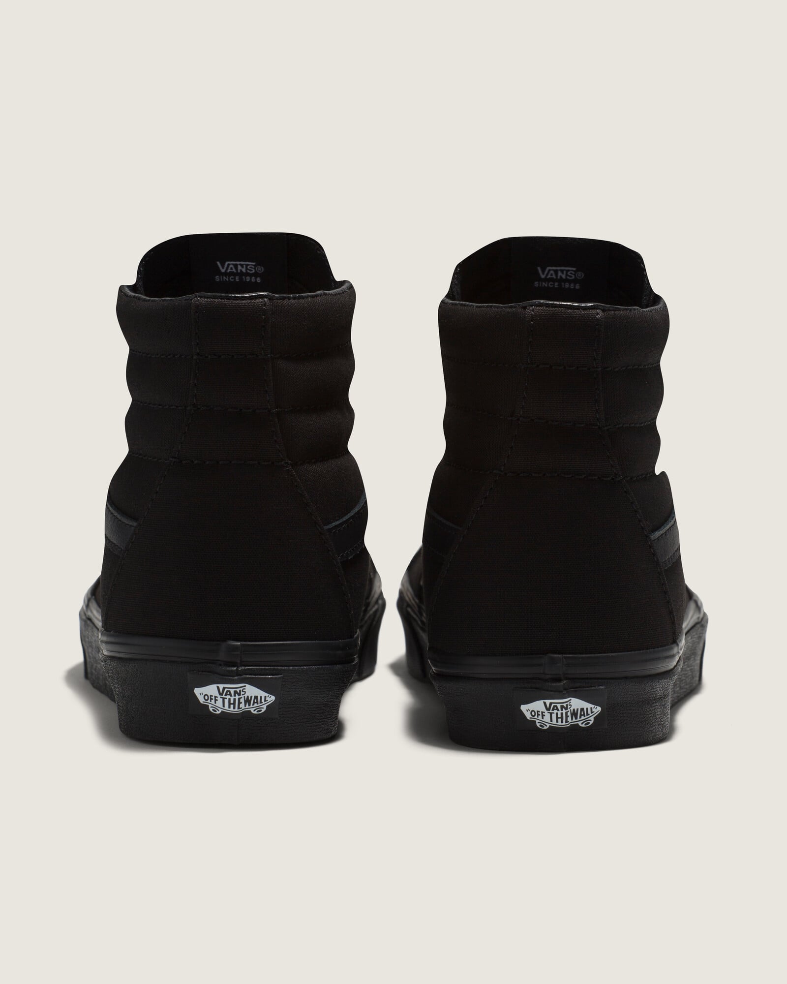 ZAPATILLAS VANS UNISEX SK8-HI NEGRO - 4