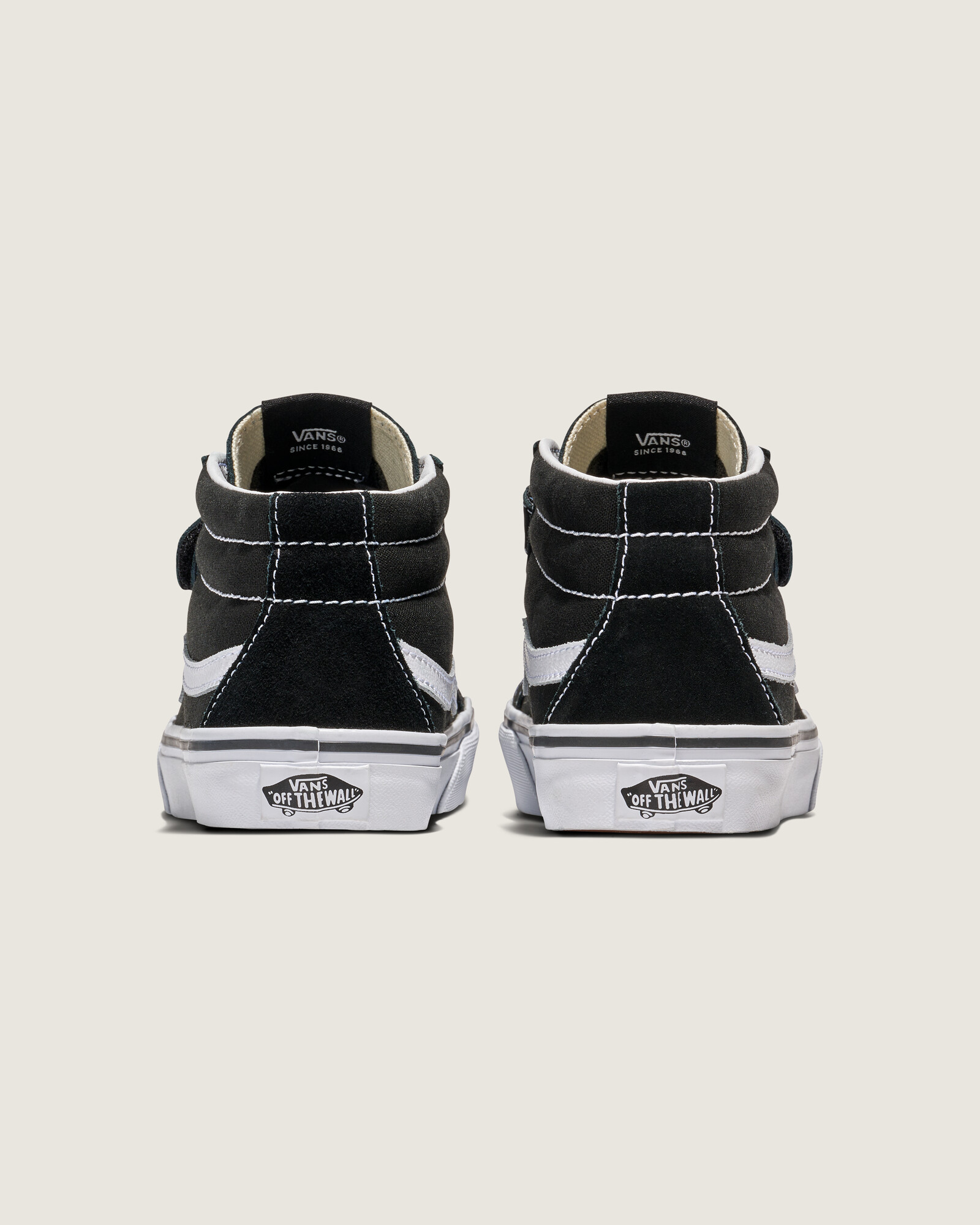 ZAPATILLAS VANS NIÑO SK8-MID REISSUE V NEGRO - 4