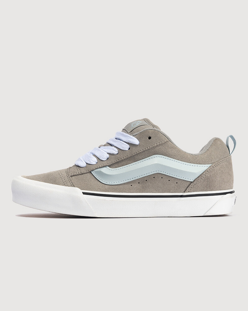 ZAPATILLAS VANS UNISEX KNU SKOOL GRIS - 1