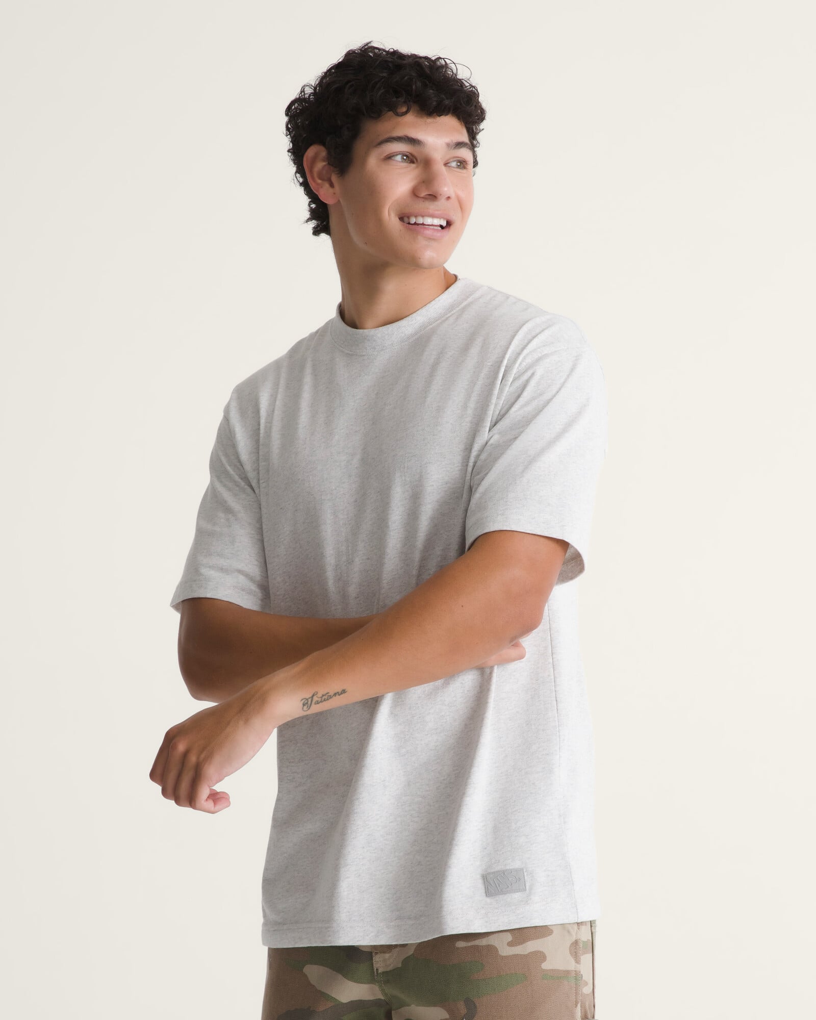 POLO MANGA CORTA PREMIUM LOOSE FIT GRIS VANS - 3