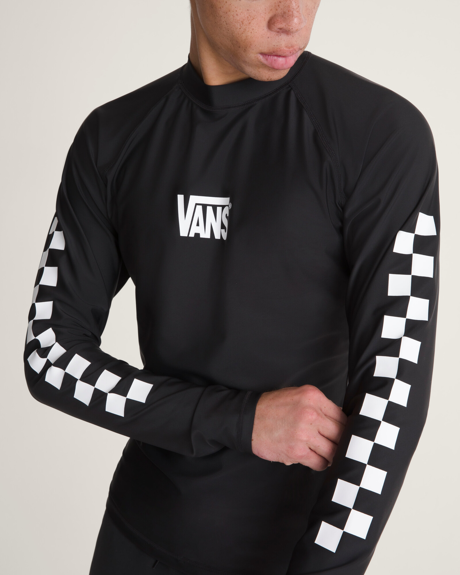 POLO MANGA LARGA RASHGUARD NEGRO VANS - 5