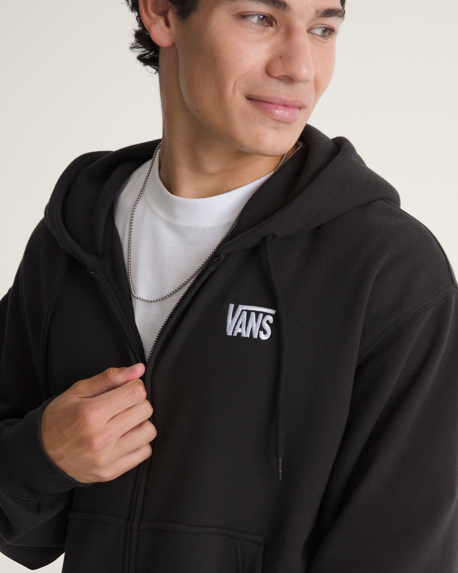POLERÓN STRETCH LOGO ZIP NEGRO VANS - 5