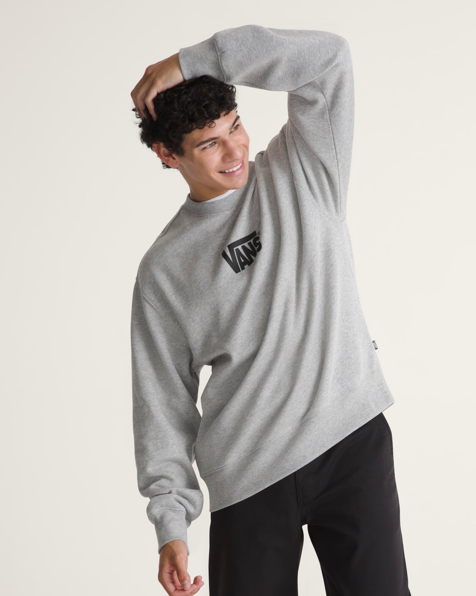 POLERÓN STRETCH LOGO CREW GRIS VANS - 3