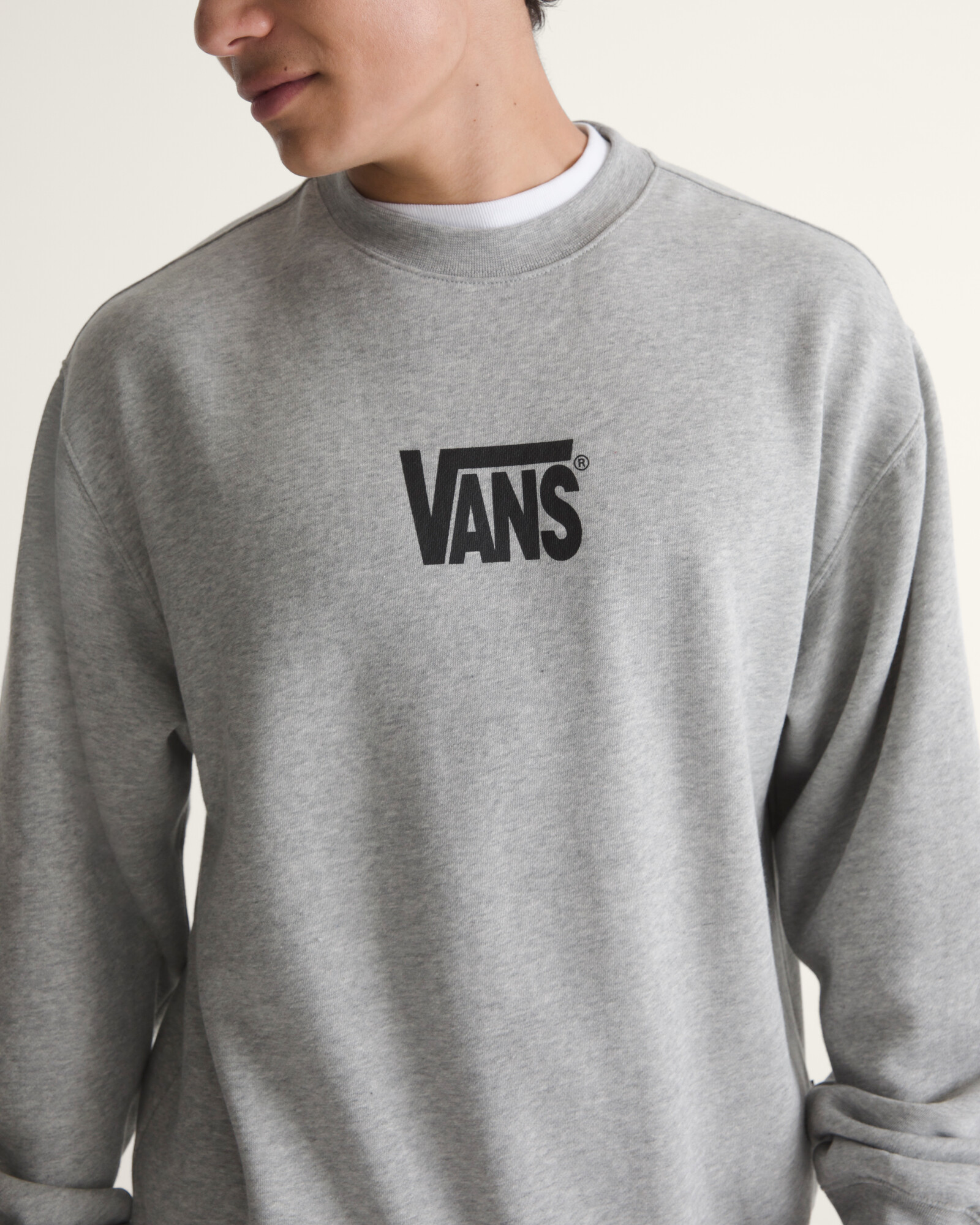 POLERÓN STRETCH LOGO CREW GRIS VANS - 5