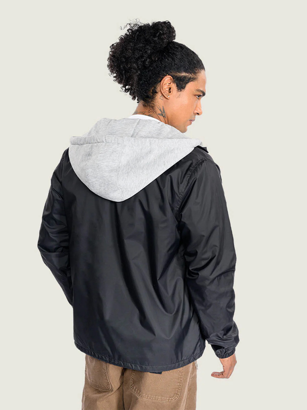 CASACA TORREY HOODED COACHES NEGRO VANS - 4