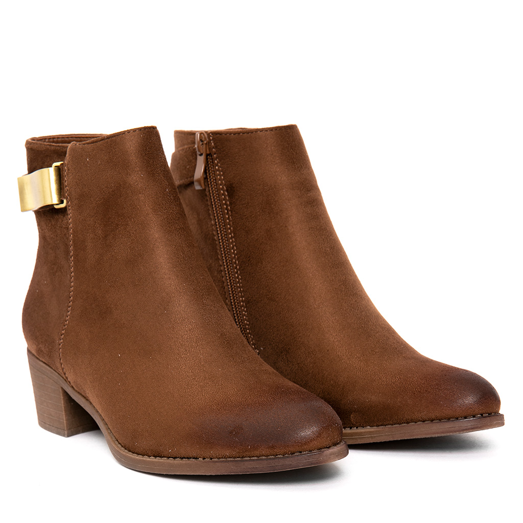 Ripley - BOTINES MUJER FOOTLOOSE NATURAL FCH-RN023 (35-40) CALIZA