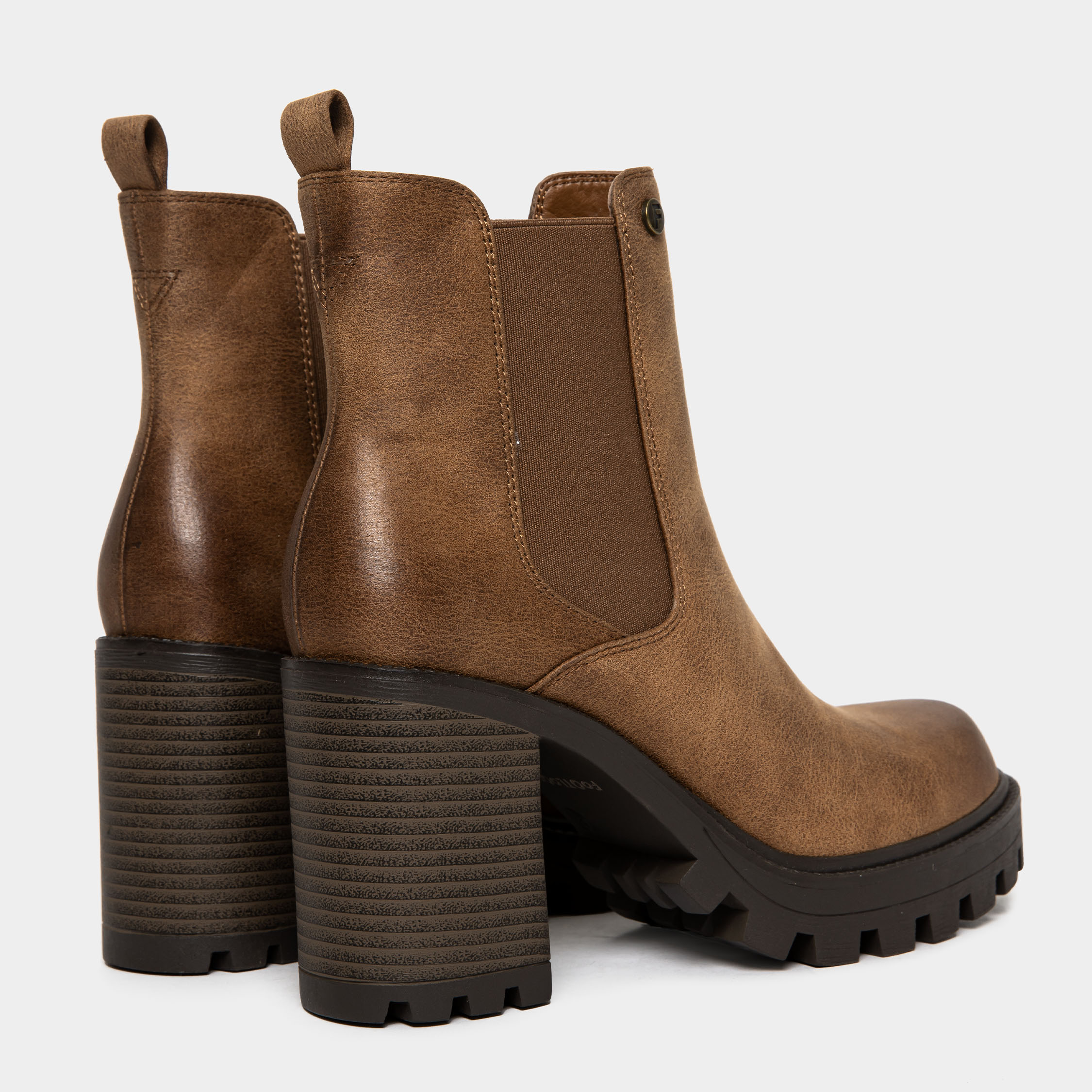 Ripley - BOTINES MUJER FOOTLOOSE CAMEL FCH-RS018 JHOANNA (35-39)