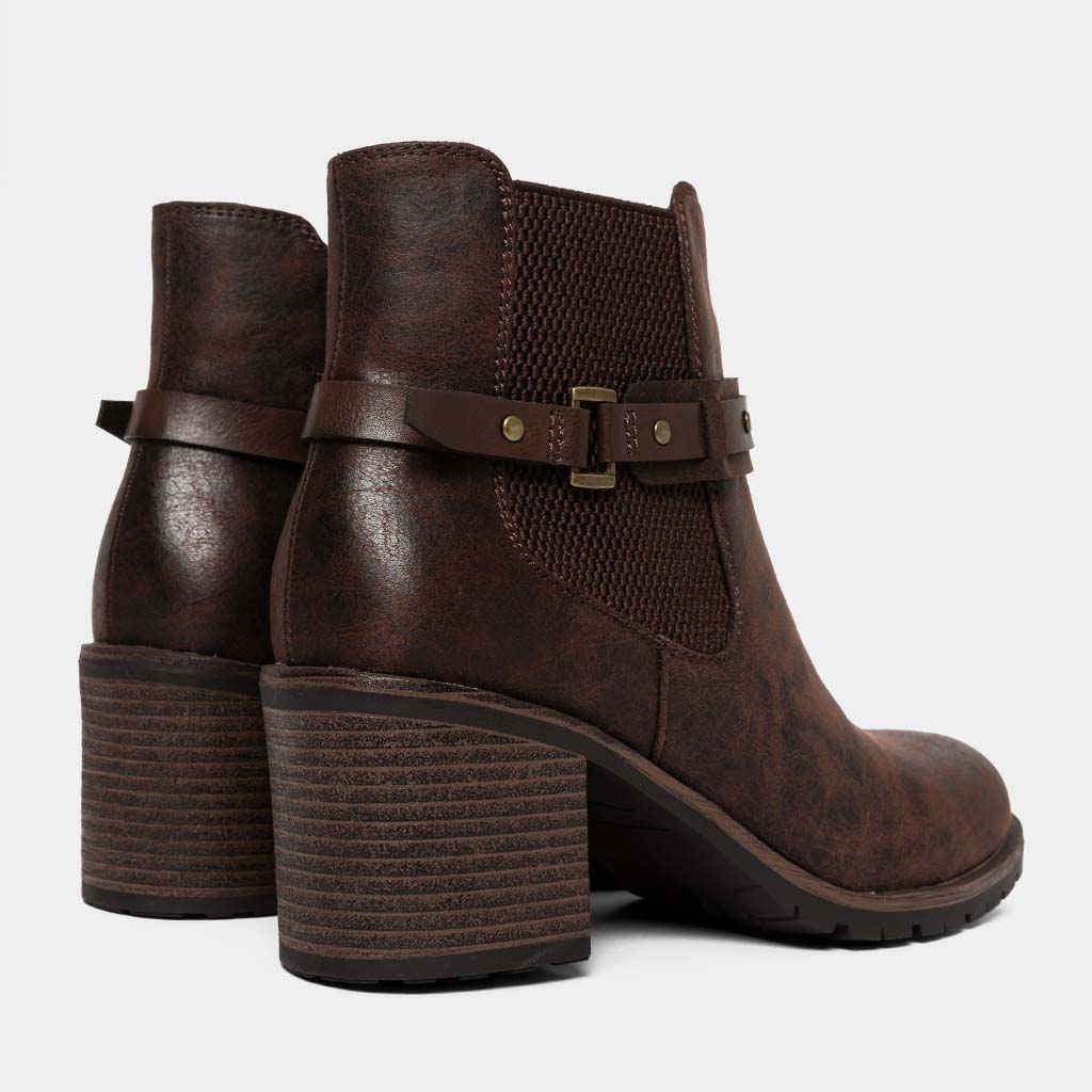 Ripley - BOTINES MUJER FOOTLOOSE MARRÓN FCH-WO05 IRMA (36-40)